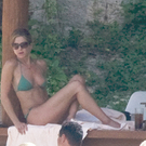 jennifer-aniston-bikini-picture.jpg