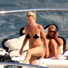 kate-moss_topless.jpg