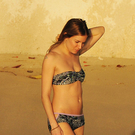 sienna-miller-bikini-06.jpg