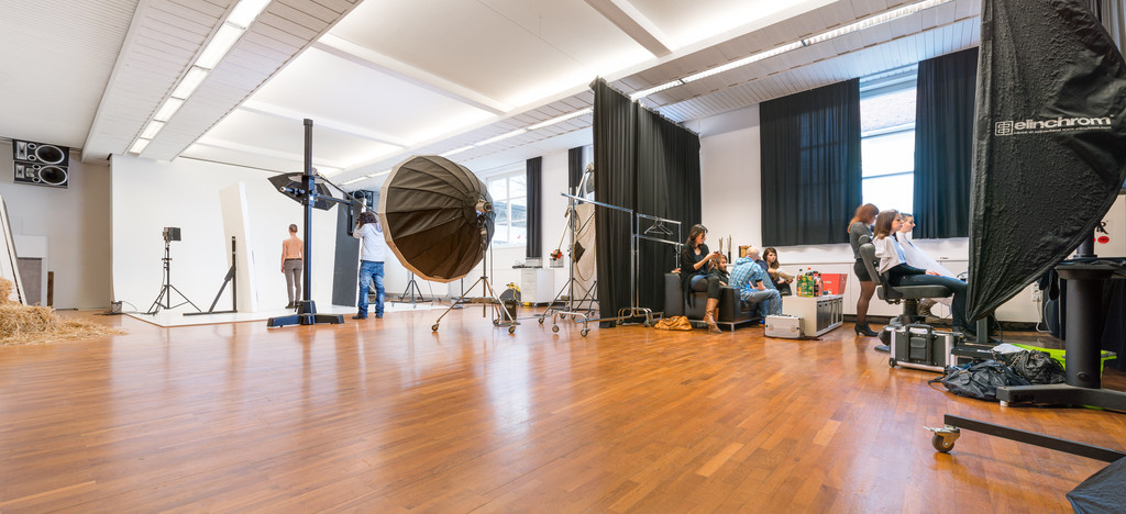 Shooting Open Hair - Studio ag5.jpg