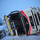 Lkw kippt um
