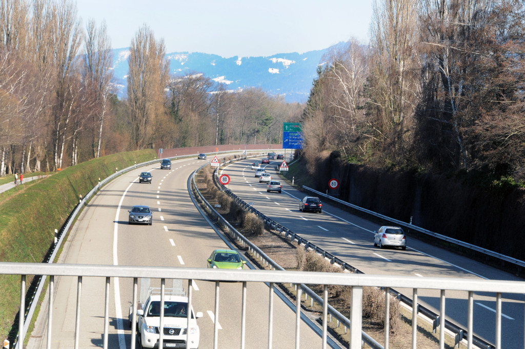 CH Autobahn H__chst 03-13 172_jpg-1364403238