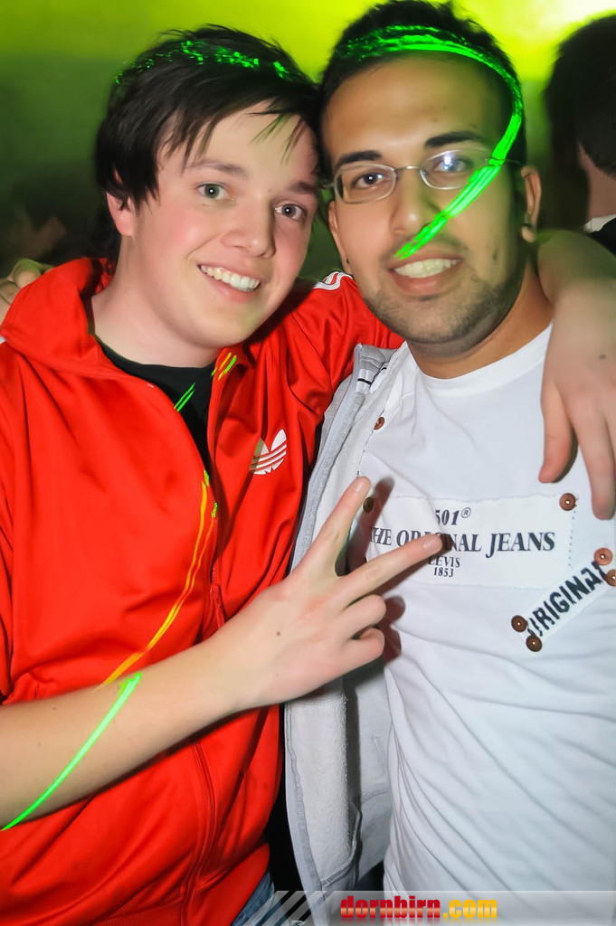 8965250.jpg