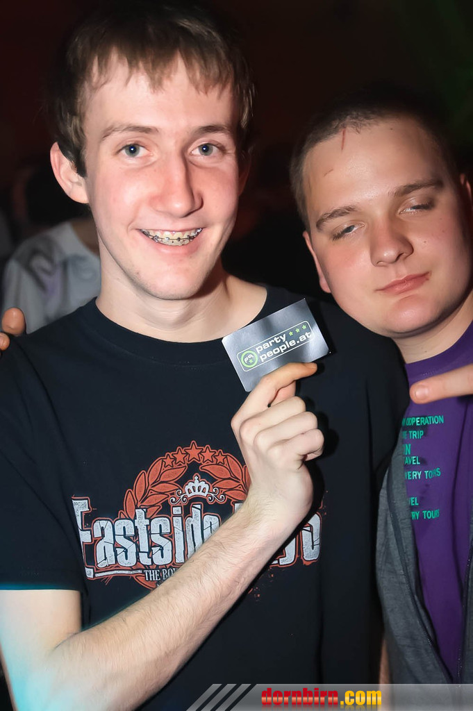 8965194.jpg