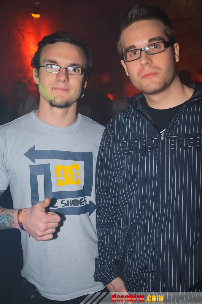 8965085.jpg