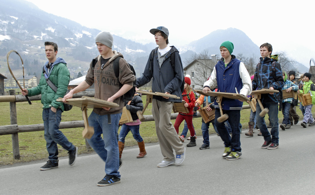 _c_ Gerhard Scopoli - R__tschen - Glocken - 328.jpg
