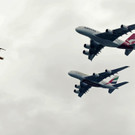 Qantas und Emirates: Tandemflug von Riesenjumbos in Sydney
