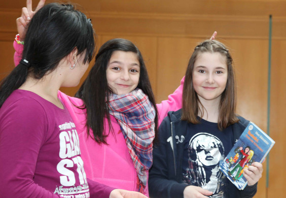 Symbolfoto Lesetag und B__cherei Volksschule Bludenz Mitte M__rz 2013 13_jpg-1364738944