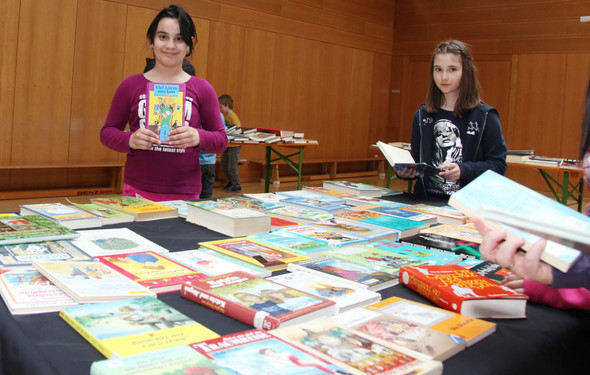 Symbolfoto Lesetag und B__cherei Volksschule Bludenz Mitte M__rz 2013 16_jpg-1364738949