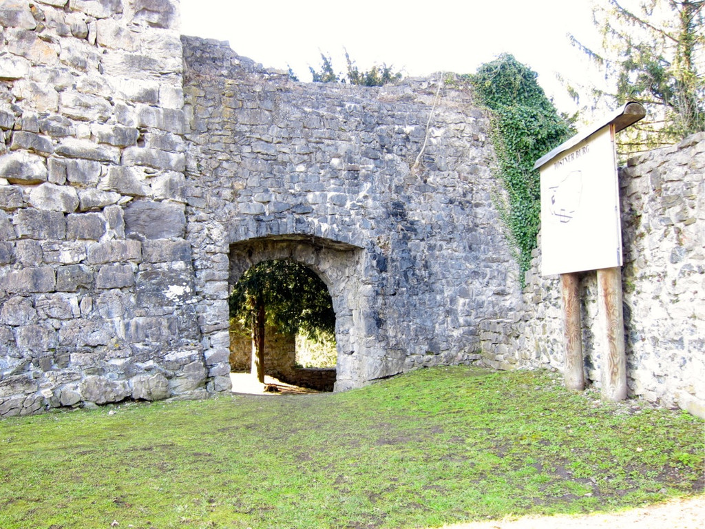 KOE_Tostner Burg13_jpg-1364932486
