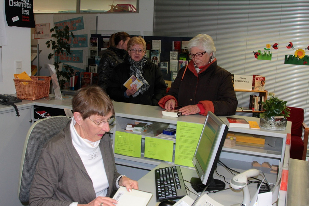 KOE_Buecherei Tosters 5_jpg-1365014144