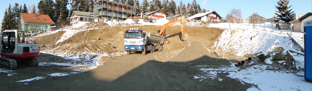 Dorfhus_Aushub_15_3_13-11.jpg