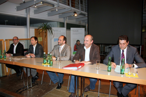 Diskussion Podium_jpg-1267115796