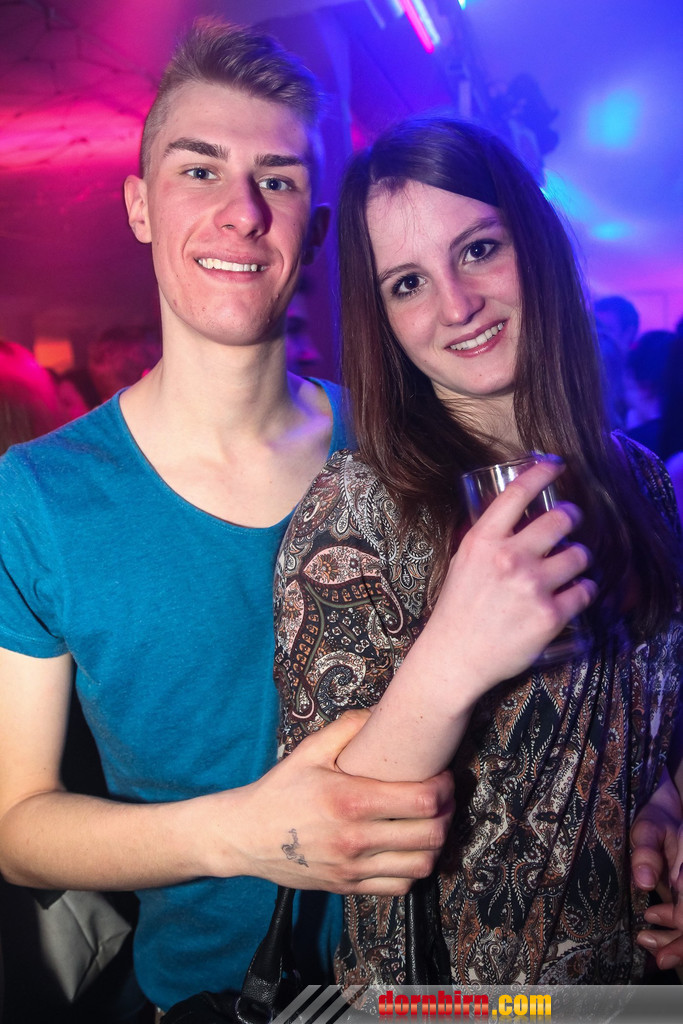 12756381.jpg