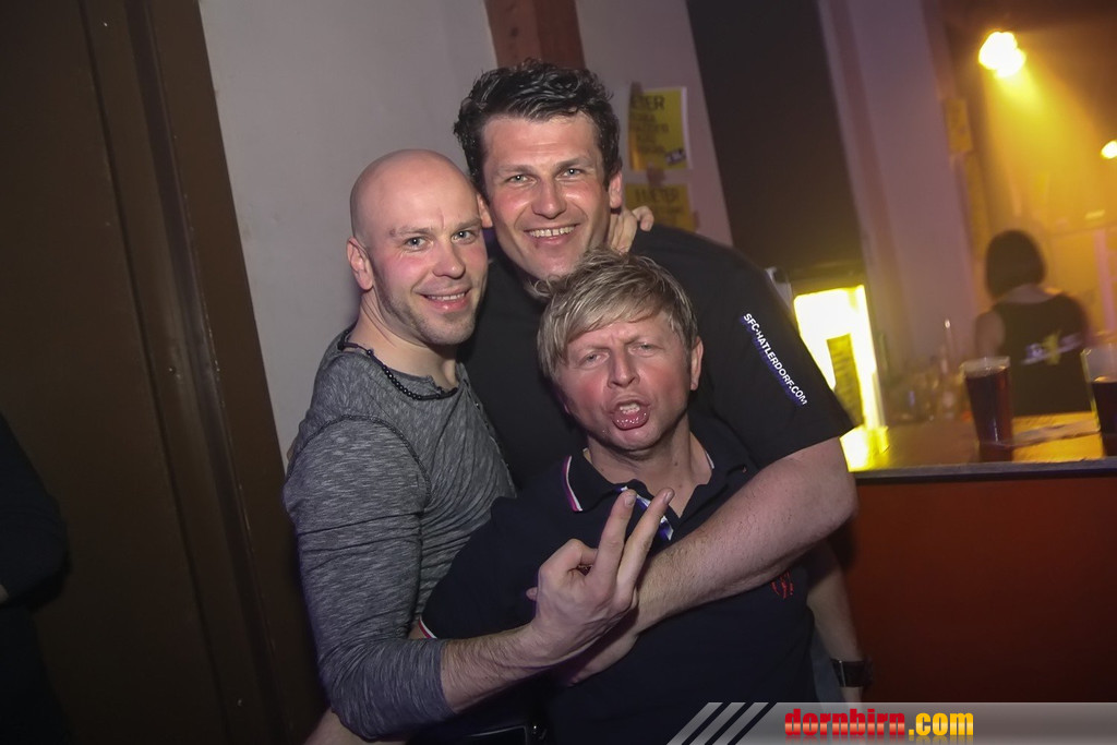 12763473.jpg