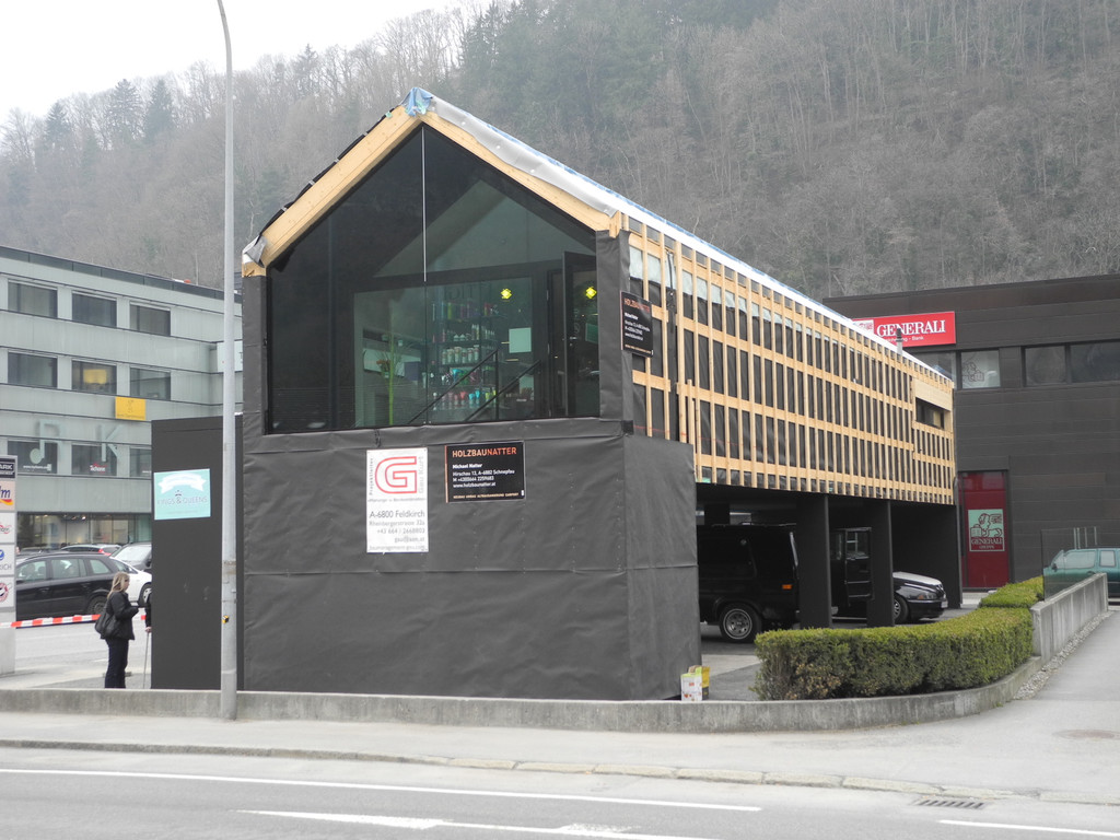 Rechte Seite 2_JPG-1365347943