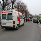 Lochau: Pkw kracht gegen Baum