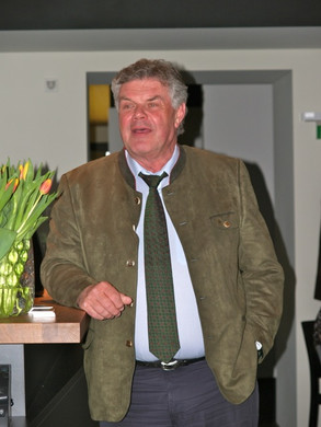 P1013877_jpg-1365669472