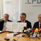 normal_11042013fmt_pkpolredbull_fm_06.JPG