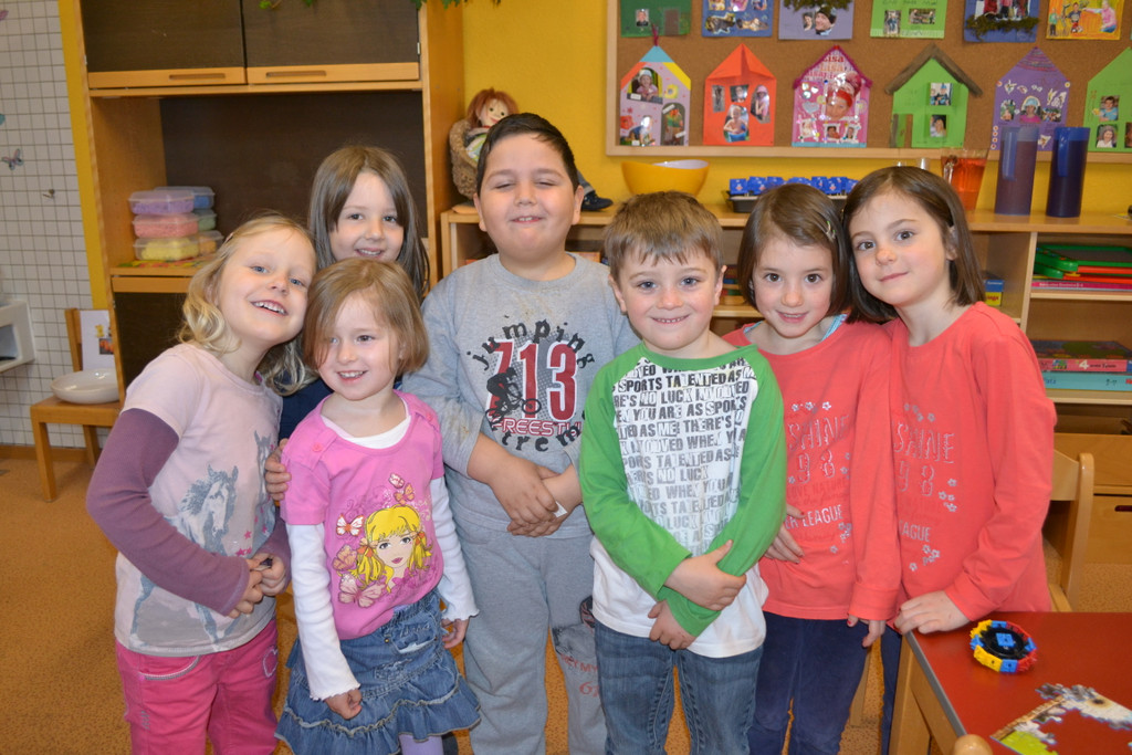 04 Einige der Waldkobolde des Gisinger Kindergartens.JPG