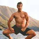 george_clooney_swimming_mid_air_jump.jpg