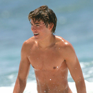 Zac Efron half naked picture.jpg
