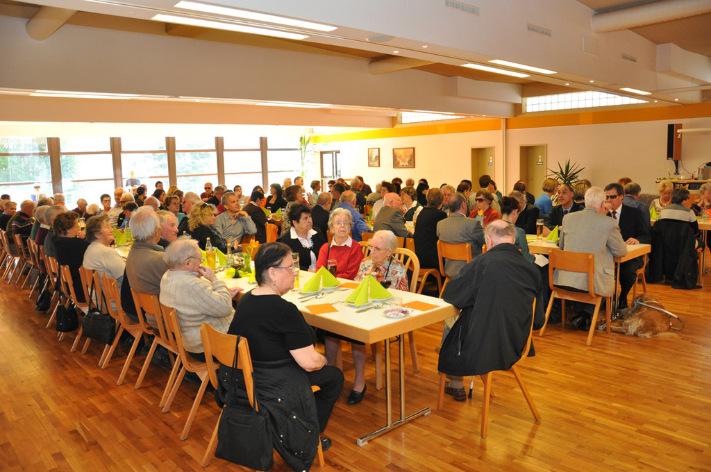 ingruene saal_jpg-1365952207