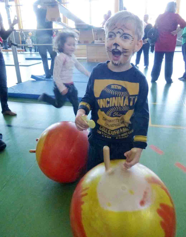 Spiele15Baelle_jpg-1365969693
