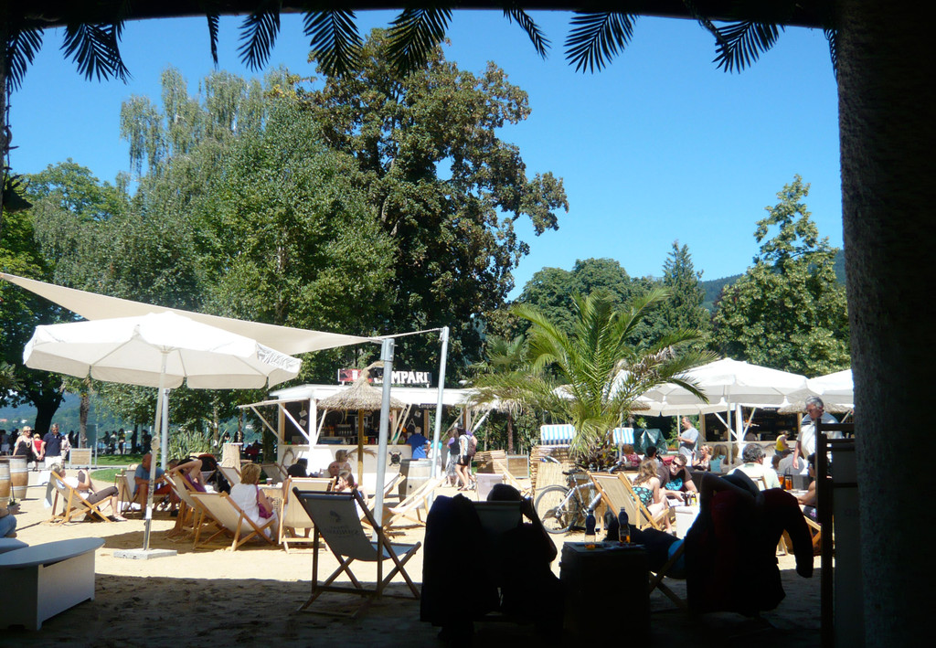 beachbar_jpg-1366101924