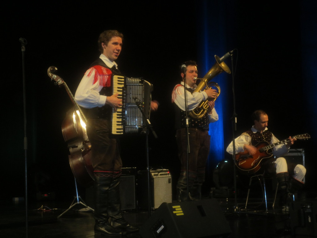 Oberkrainer Festspielhaus 19-04-2013 _6__jpg-1366453156