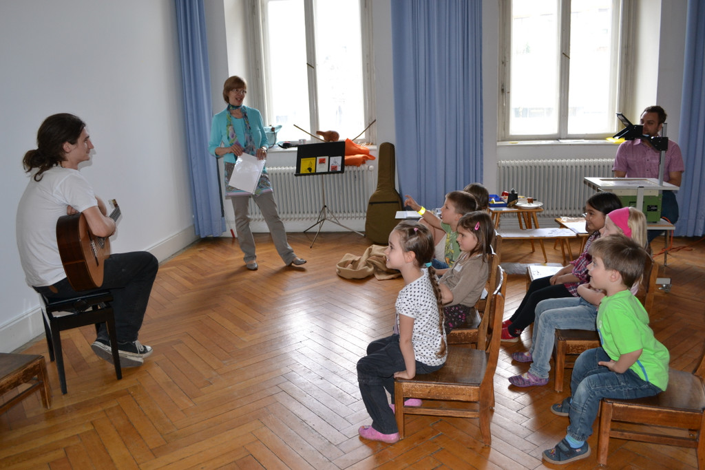 27 Wer kennt dieses Musikinstrument.JPG
