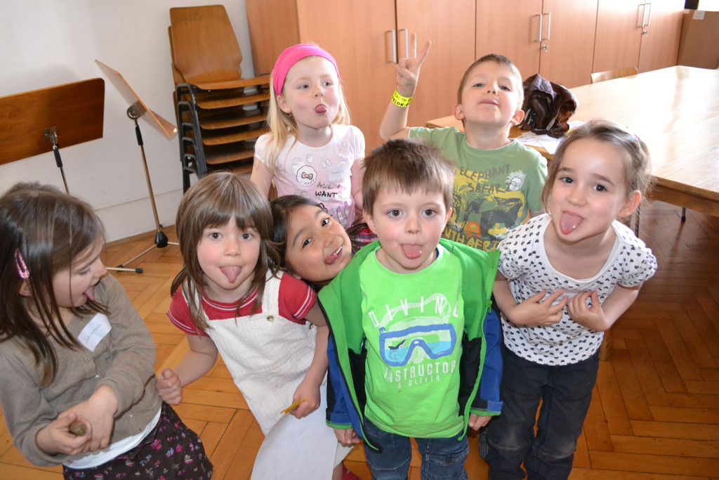 55 Johanna _4__ Elli-Marie _5__ Aurelia _6__ Deniz _6__ Leonard _4__ Michael _6_ und Nina _5_.JPG