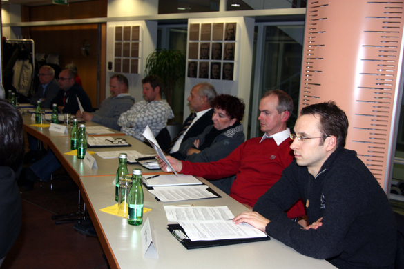 GV letzte Sitzung 6_jpg-1267288724