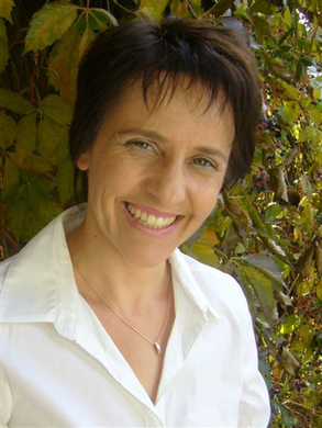 Manuela B__sch_JPG-1267351393
