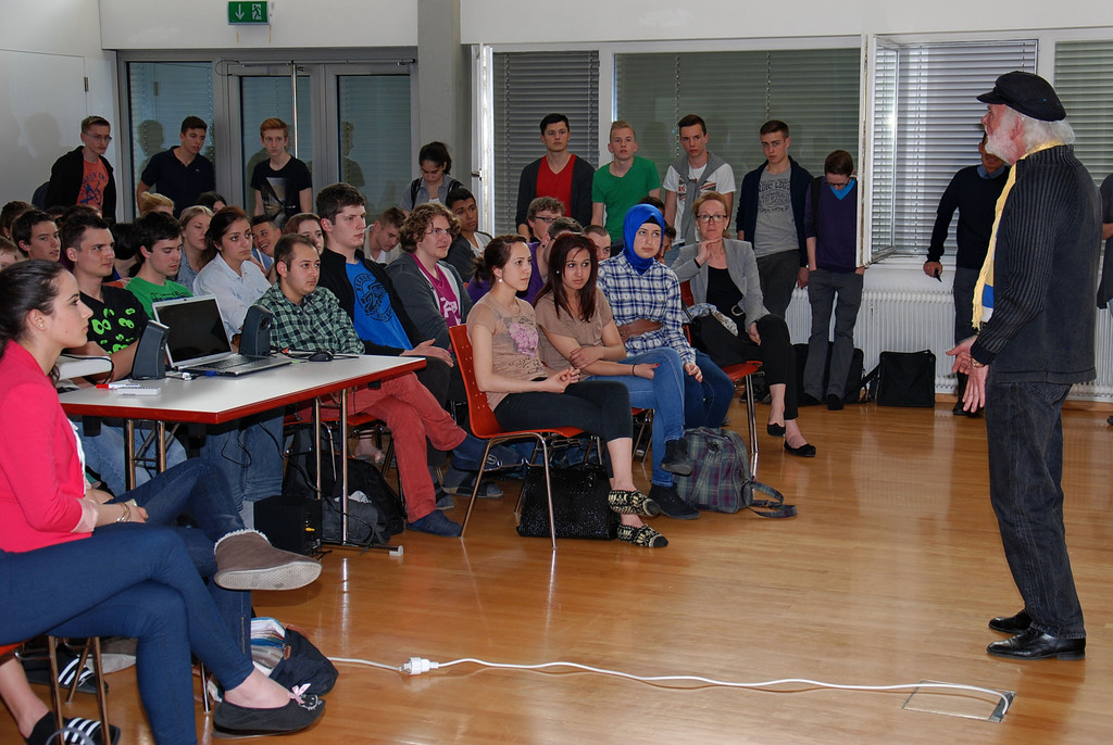 DSC_1323_jpg-1366721975