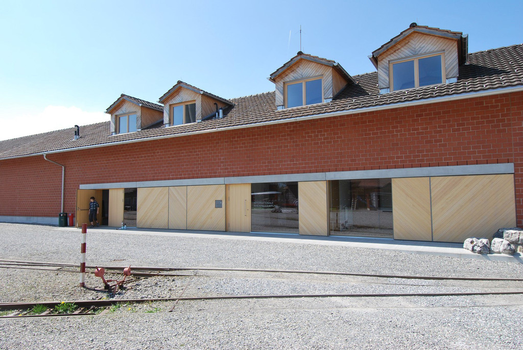 024-1.jpg