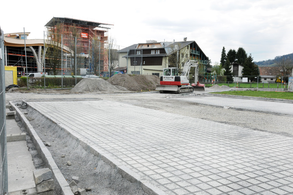 Parkplatz MS H__chst 18-04-2013 3a_jpg-1366876669