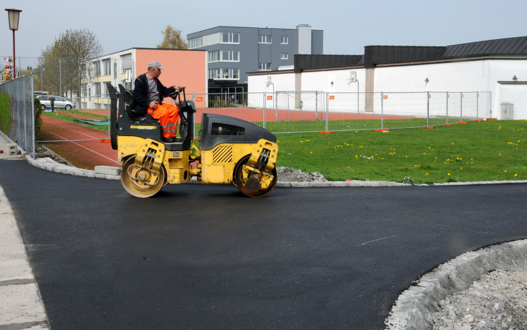 Parkplatz H__chst 23-04-2013 2_jpg-1366876597