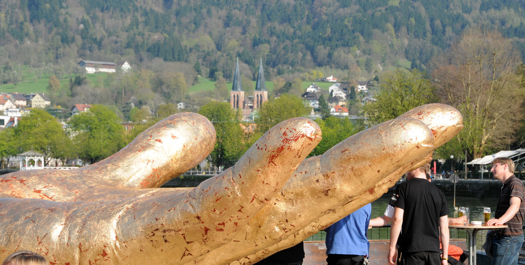 Goldene Hand_jpg-1366899333