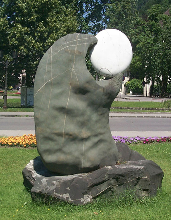 Skulpturen3aEnergiegeburt_jpg-1366907273