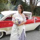 Die Braut im selbst kreierten Hochzeitskleid.JPG