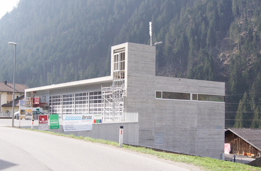 Feuerwehrhaus St_ Gallenkirch 3.jpg