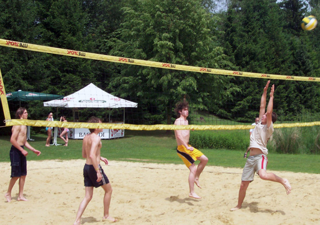 Bad13Beachvolley_jpg-1367084161