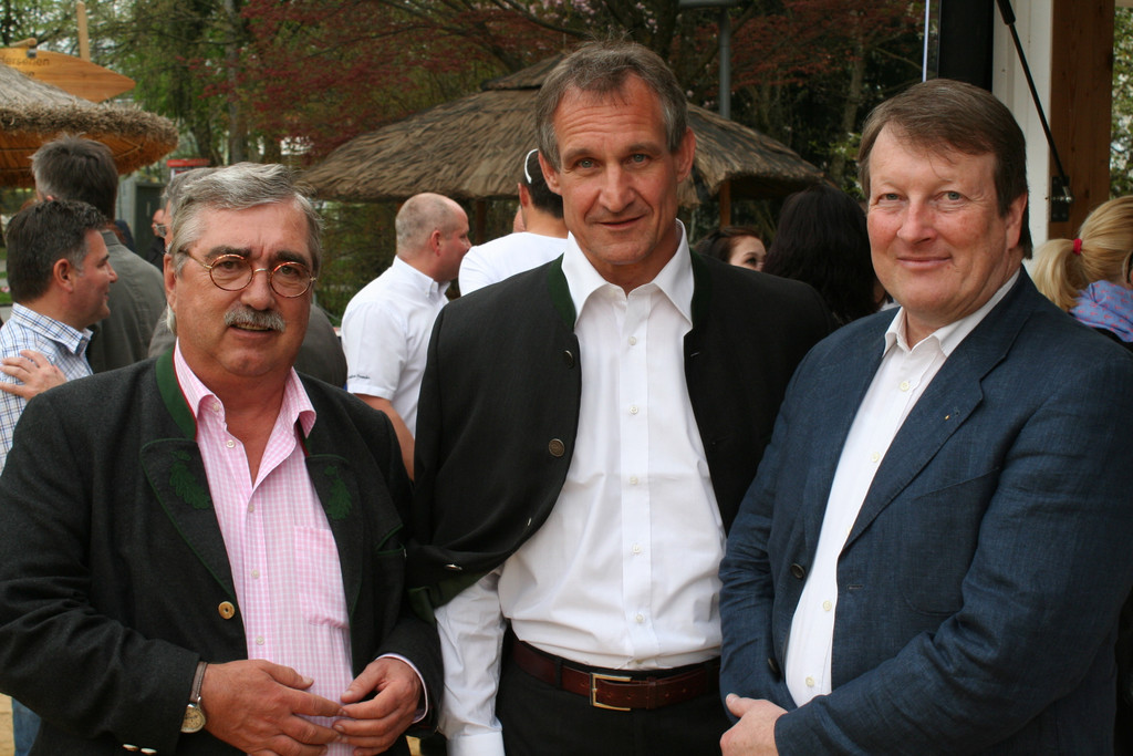 Claus Haberkorn_ B__rgermeister Markus Linhart und Thomas Hackspiel_JPG-1367153320