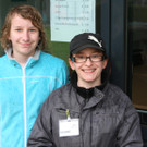 Carlotta und Nadine an der Kassa_JPG-1367154882