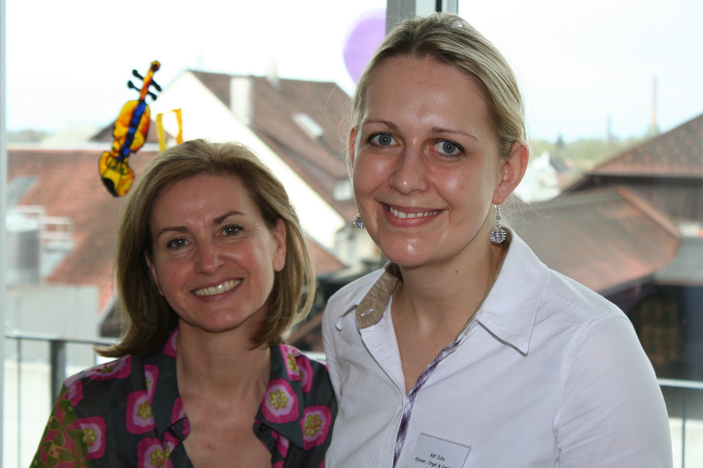 Musikschullehrinnen Bernadette und Julia_JPG-1367156755