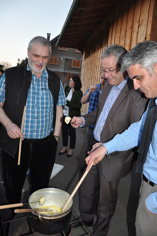 kaesfondue2_jpg-1367157493