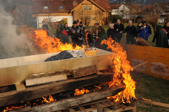 Hexenverbrennung257.JPG