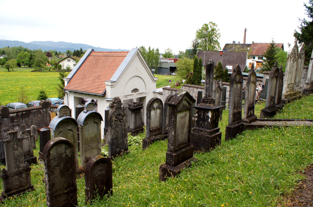 J__d_ Friedhof 03.JPG