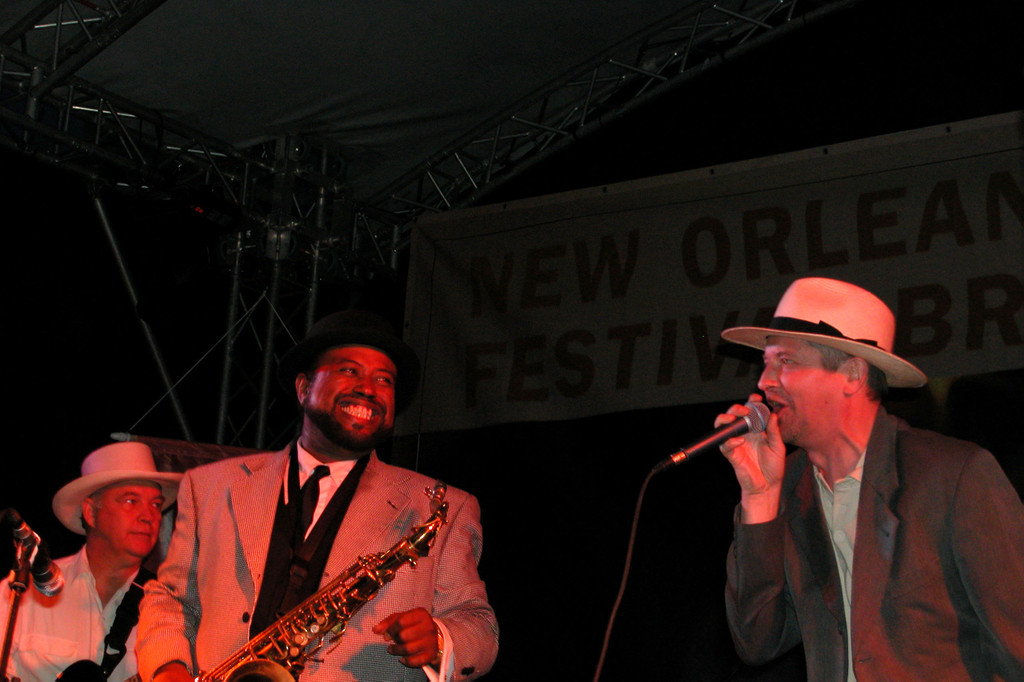 neworl02_chucky_tschako04_jpg-1367246308